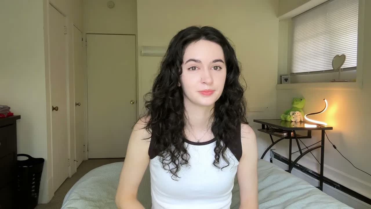 Growing up “ugly” and how self confidence changed my life | 丑不丑,自己说了算!